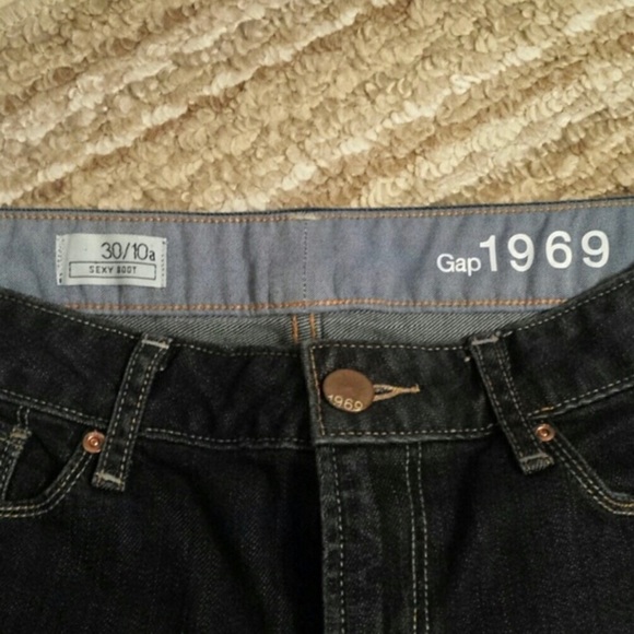 🆕 GAP 1969 SEXY BOOT INDIGO DARK WASH JEANS - Picture 4 of 4